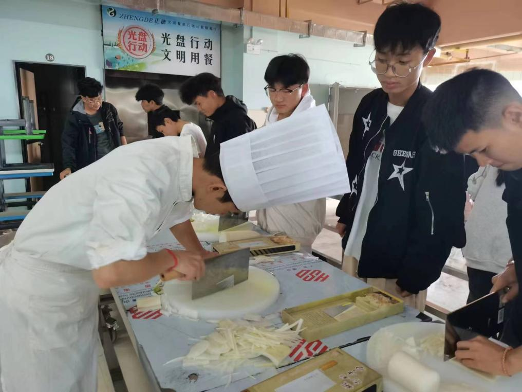 英国上市公司官网365特色专业 | 烹饪工艺与营养
