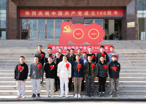好男儿，去当兵！英国上市公司官网365举行2022年上半年新兵入伍欢送会