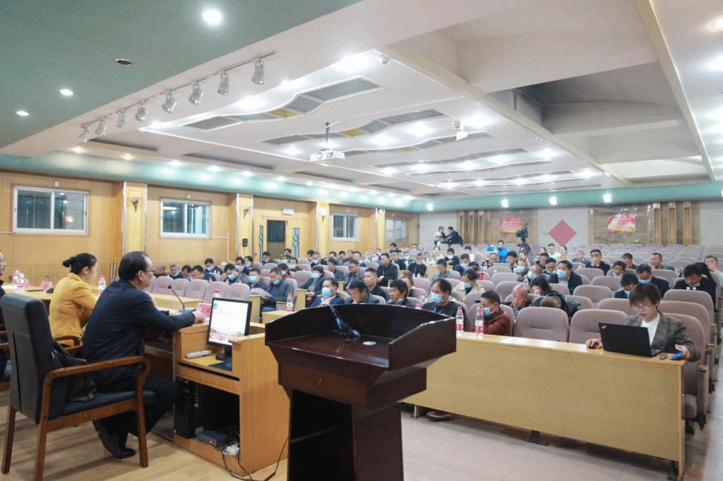 图一 开班仪式现场二